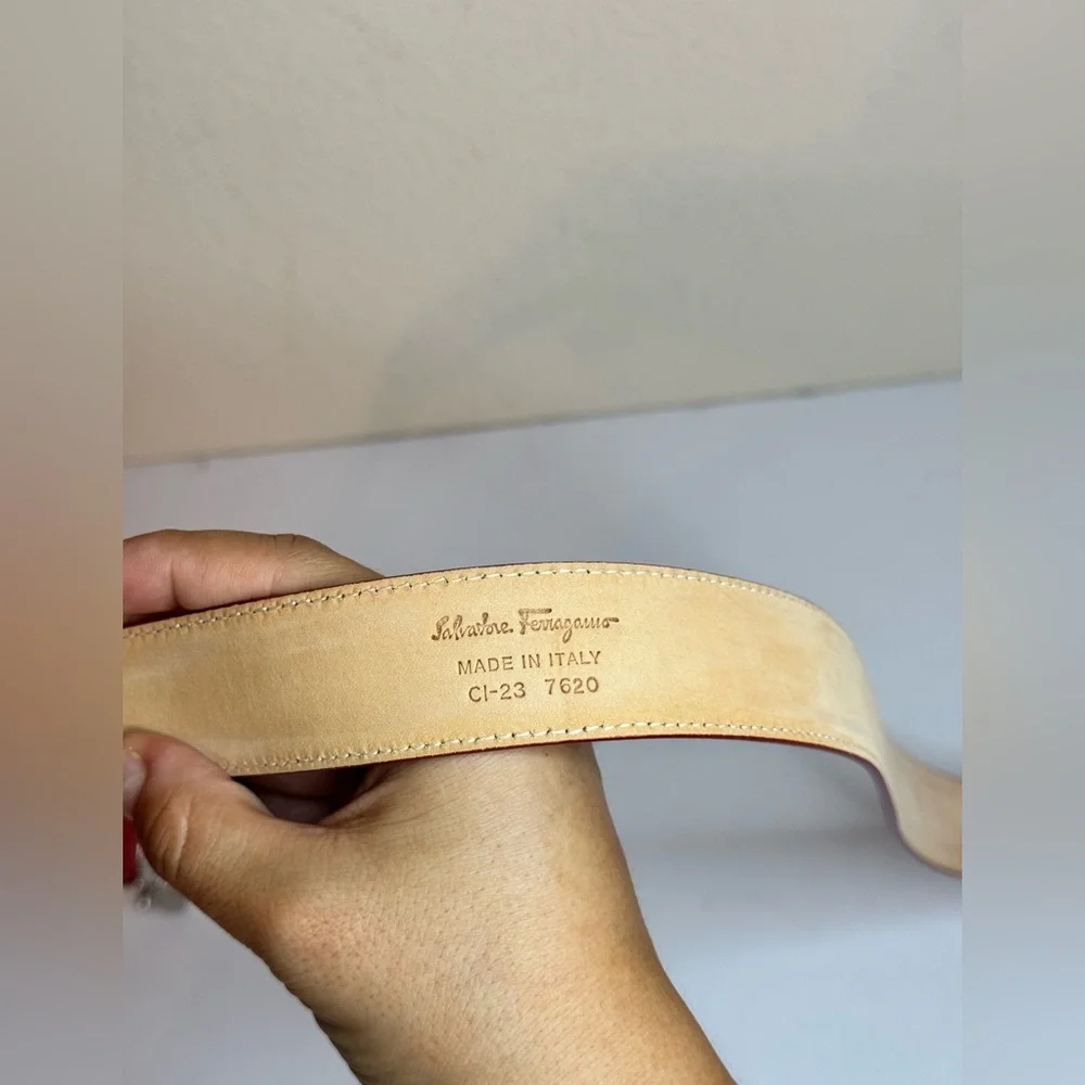 Salvatore Ferragamo Silver Metal Buckle Red Leather Belt 75cm
